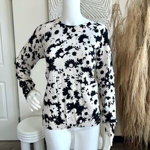 NWT Lord & Taylor 424 Fifth Black White Floral Sweater Top